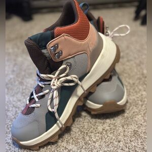 Universal Threads Hiking Boots